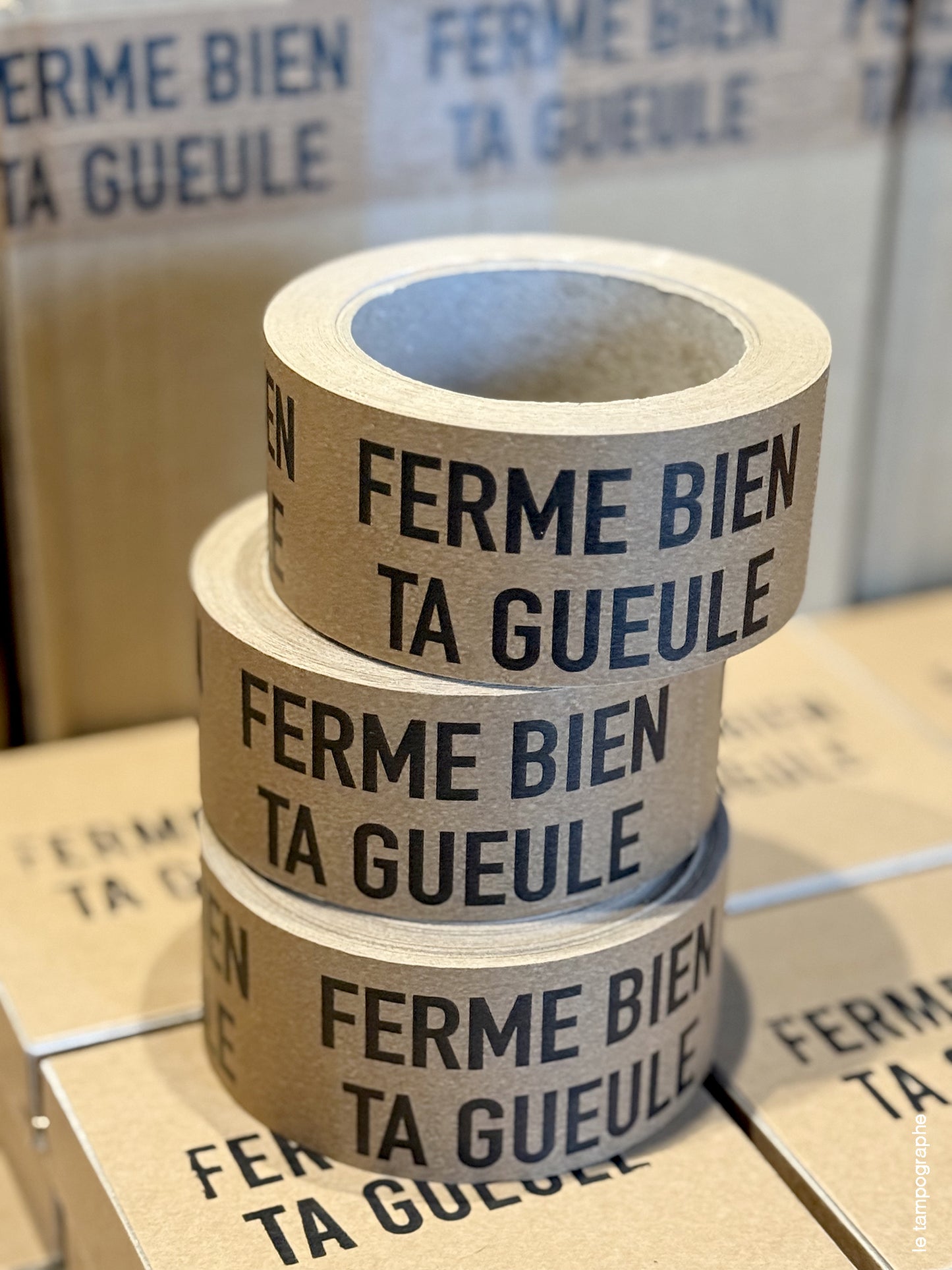 FERME BIEN TA GUEULE