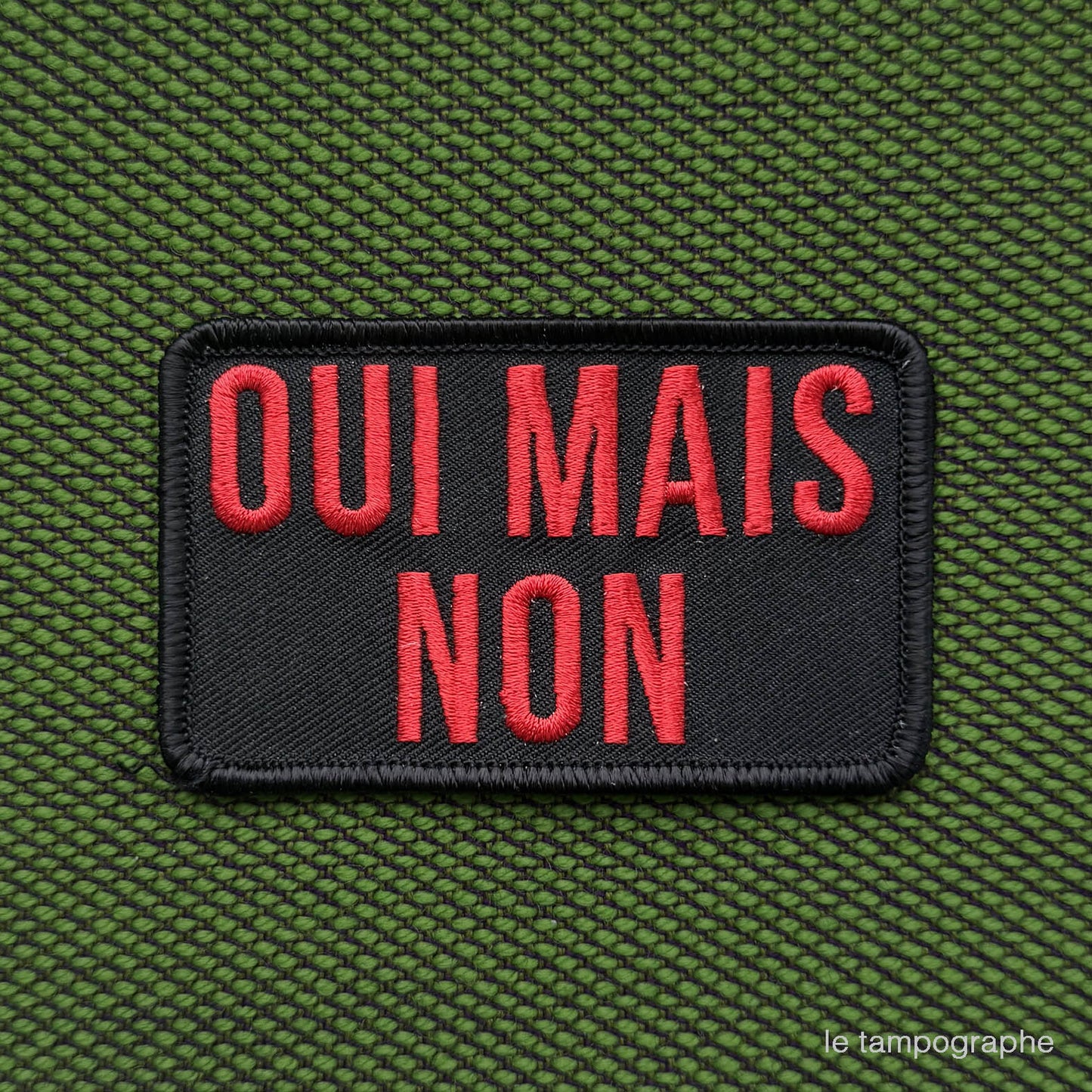 Patch Oui mais Non